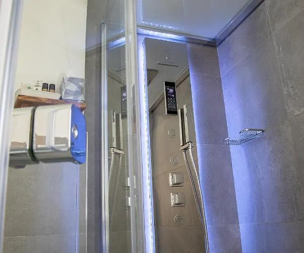 L'artiere Dimore Nei Sassi 4*